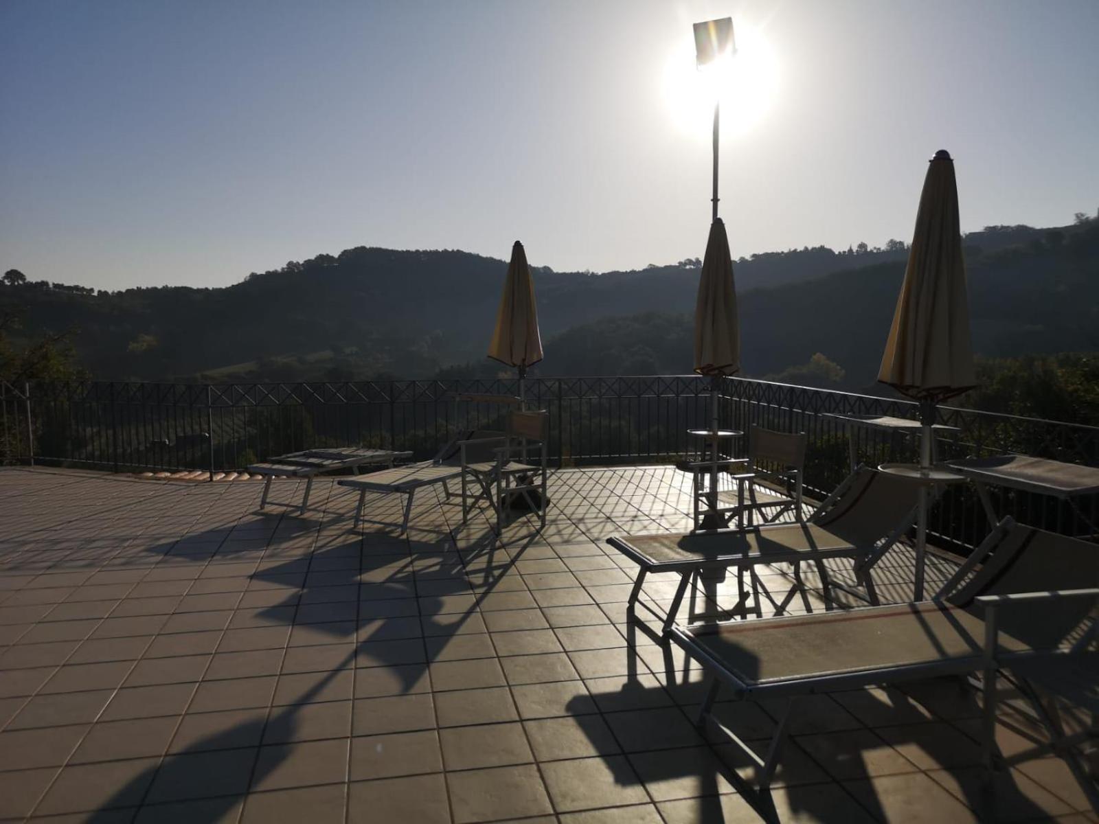 Tenuta Borgo San Michele Gubbio Eksteriør billede