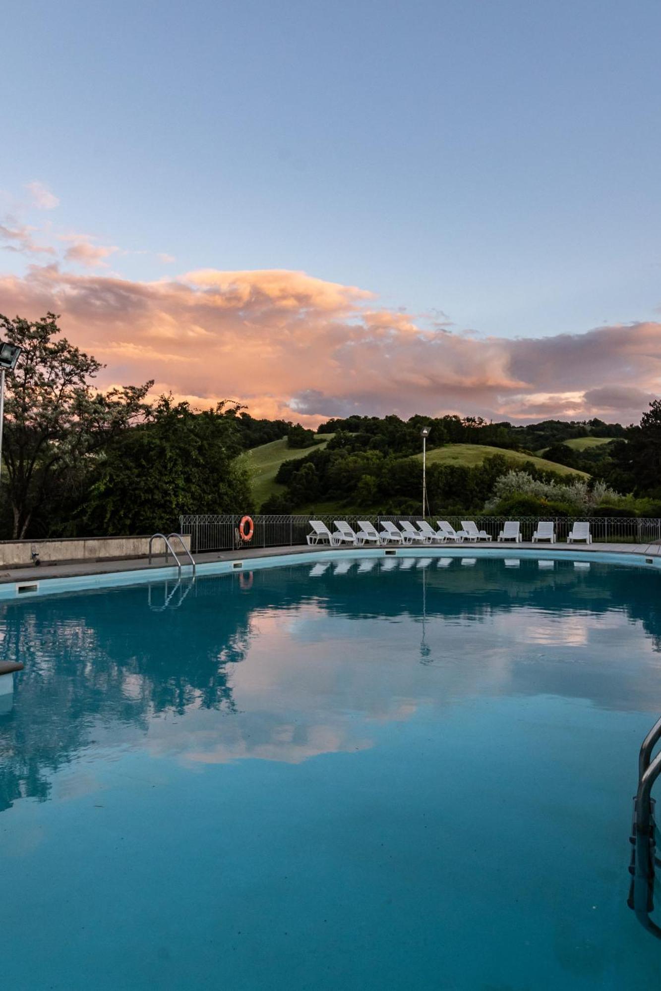 Tenuta Borgo San Michele Gubbio Eksteriør billede