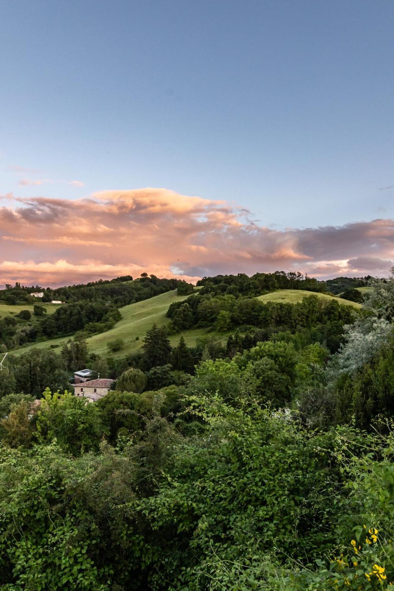 Tenuta Borgo San Michele Gubbio Eksteriør billede