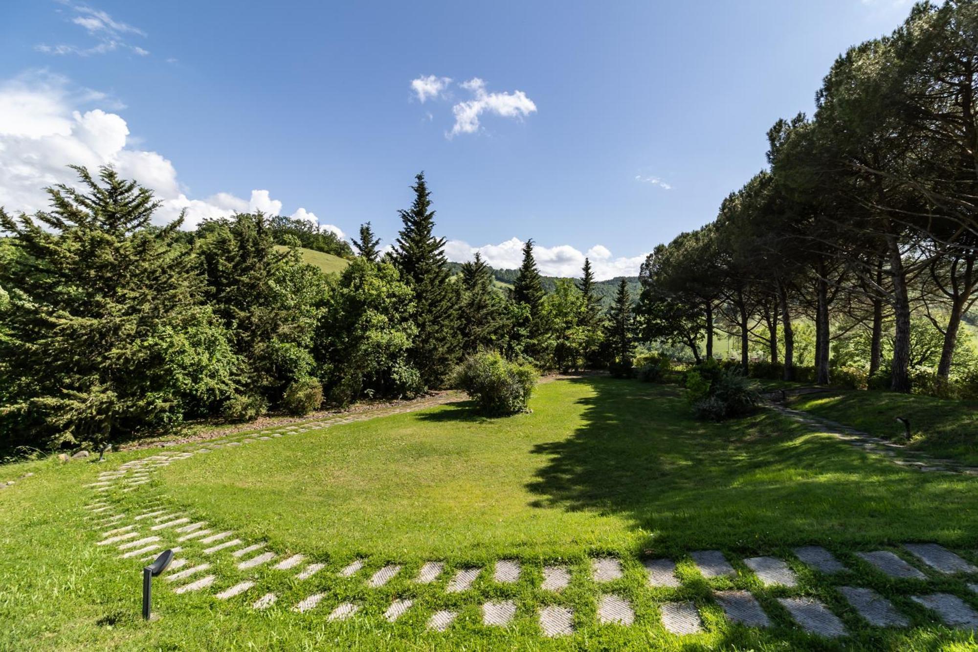 Tenuta Borgo San Michele Gubbio Eksteriør billede