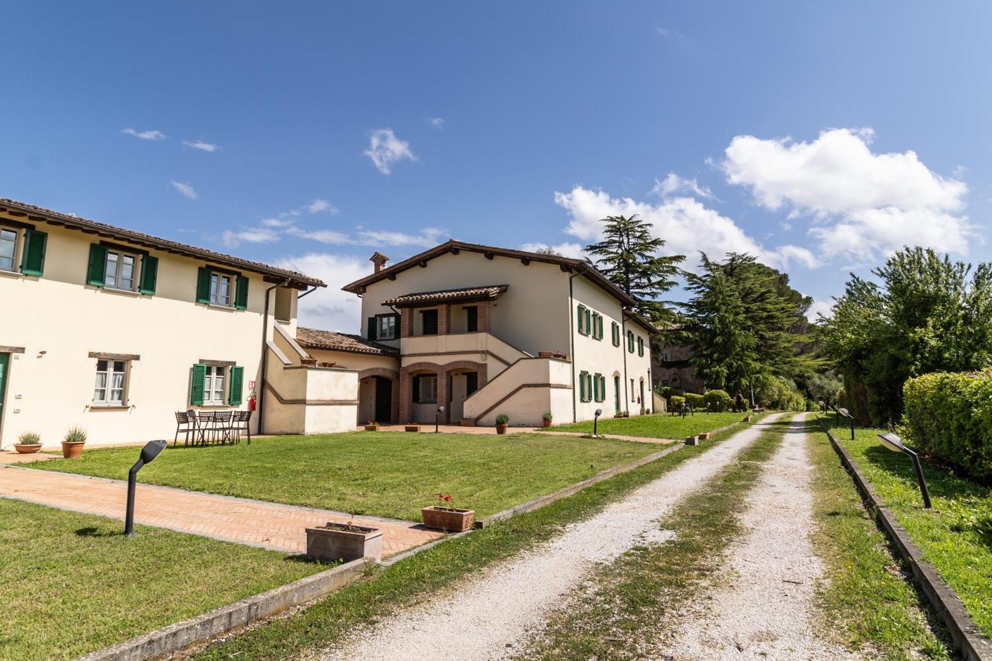 Tenuta Borgo San Michele Gubbio Eksteriør billede